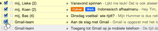 Klik met de Shift-toets om snel meerdere berichten te selecteren. 